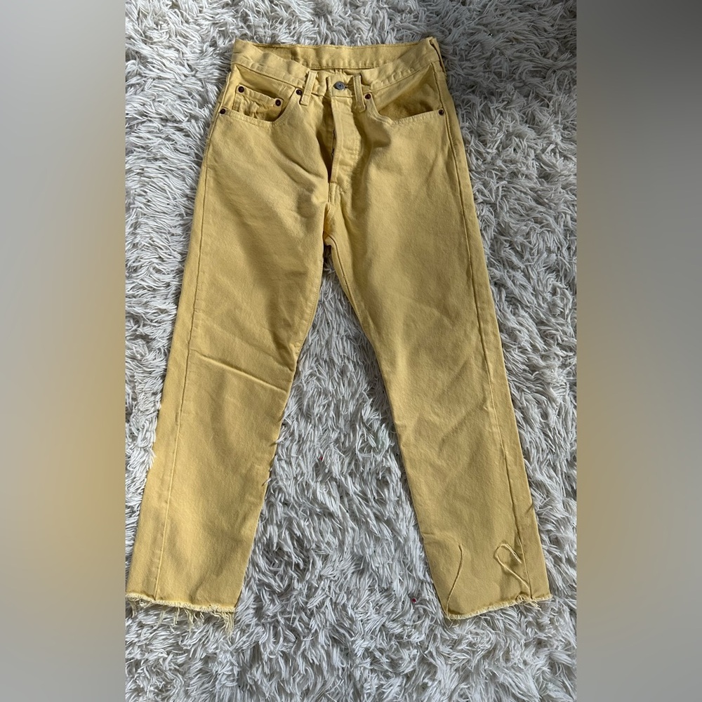 Levi's yellow Button-Fly Jeans - Picture 2 of 11